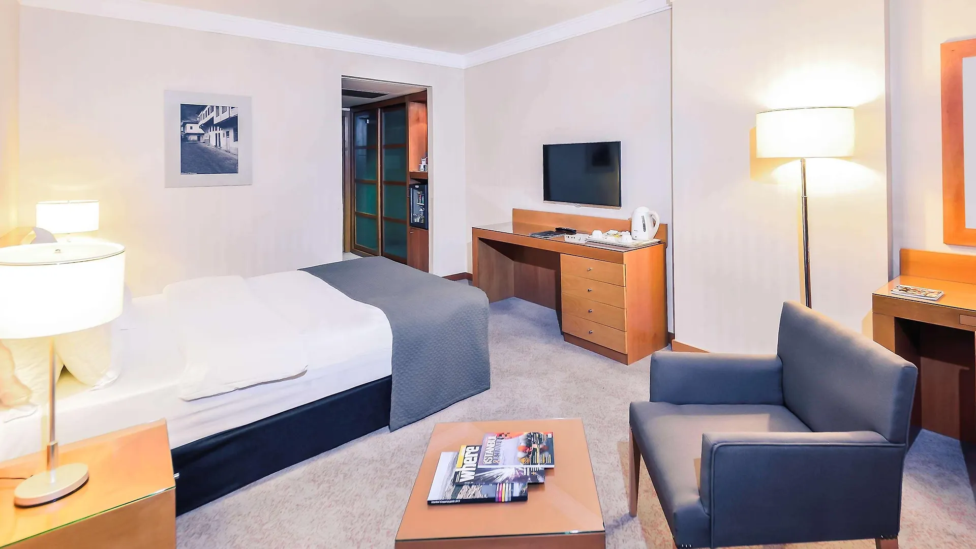 Moevenpick Hotel Istanbul Bosphorus 5*,