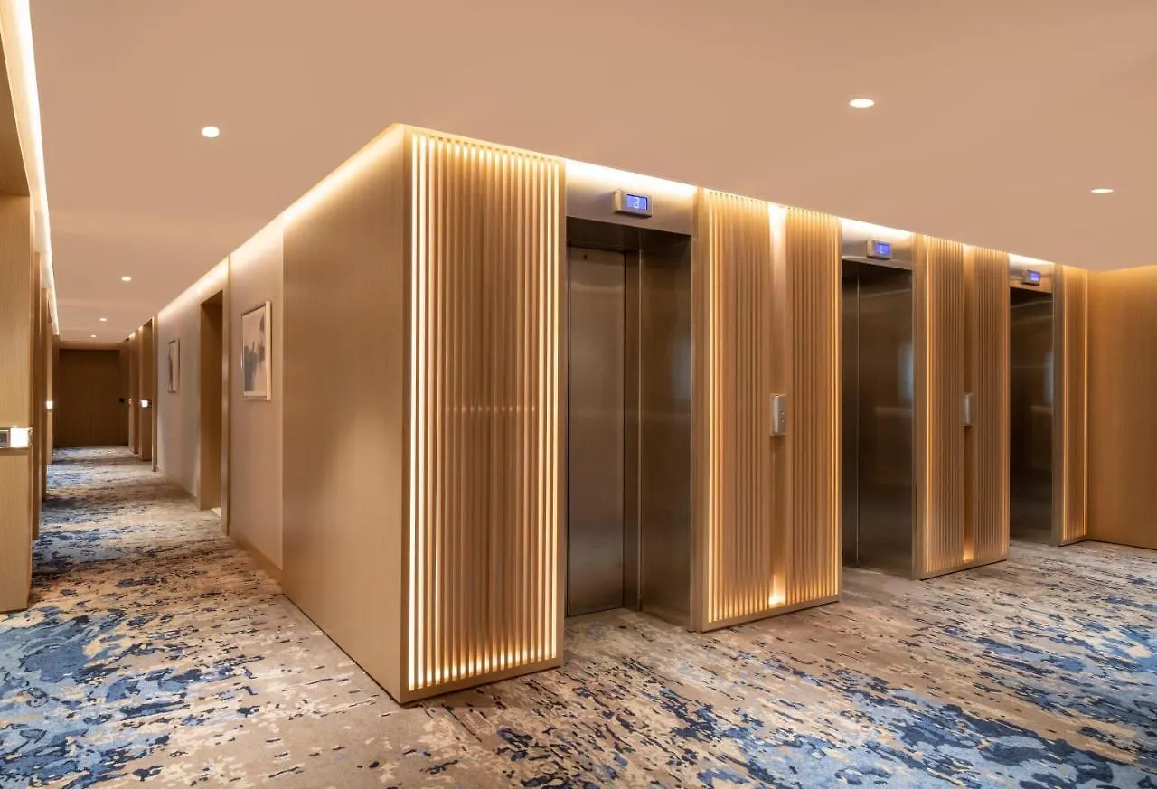 Moevenpick Hotel Istanbul Bosphorus 5*,
